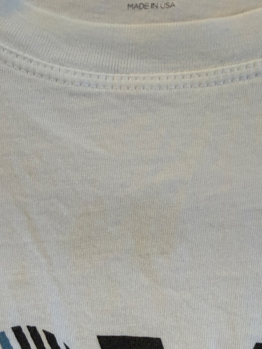 Spiritual Gangster White LOVE Graphic Muscle Tee with Rainbow Heart Detail - Picture 4 of 4